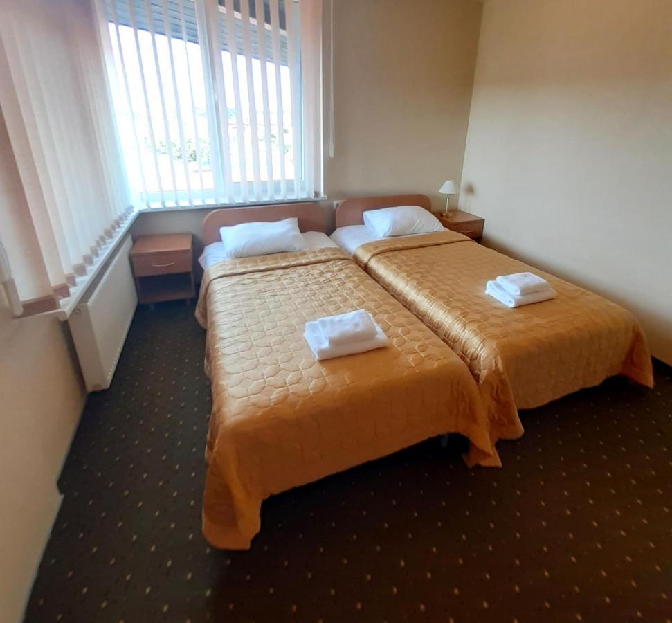 Apartamentai "Tenisas" Palanga Kültér fotó